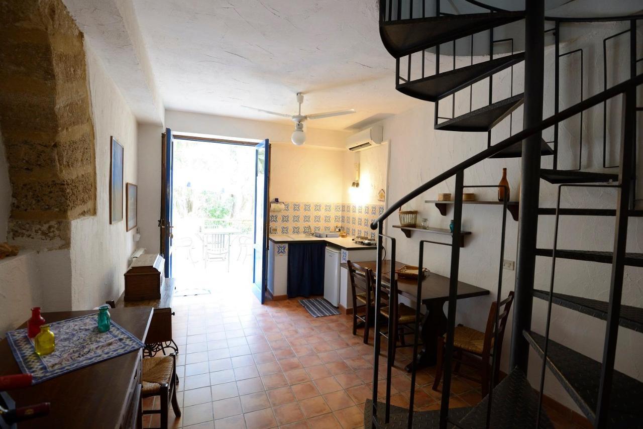 Duca Di Castelmonte Villa Trapani Exterior photo